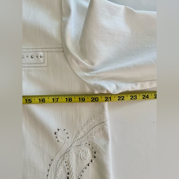 Alfred Dunner White Blazer with Textured Fabric and Rhinestone Accents (741) - Picture 10 of 13